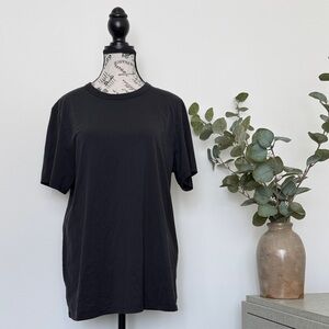 Lululemon T-Shirt - Size 10